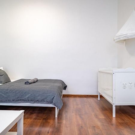 Family Apartment Ostrava Extérieur photo