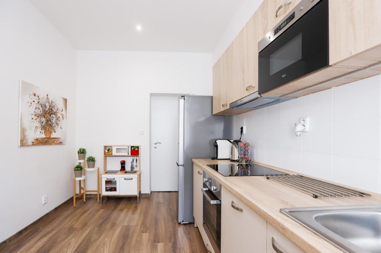 Family Apartment Ostrava Extérieur photo