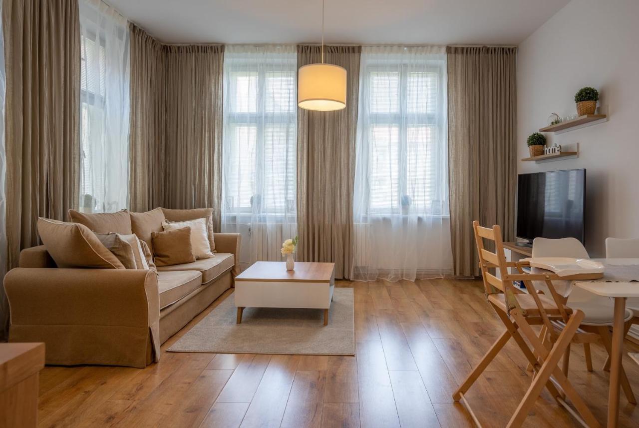 Family Apartment Ostrava Extérieur photo