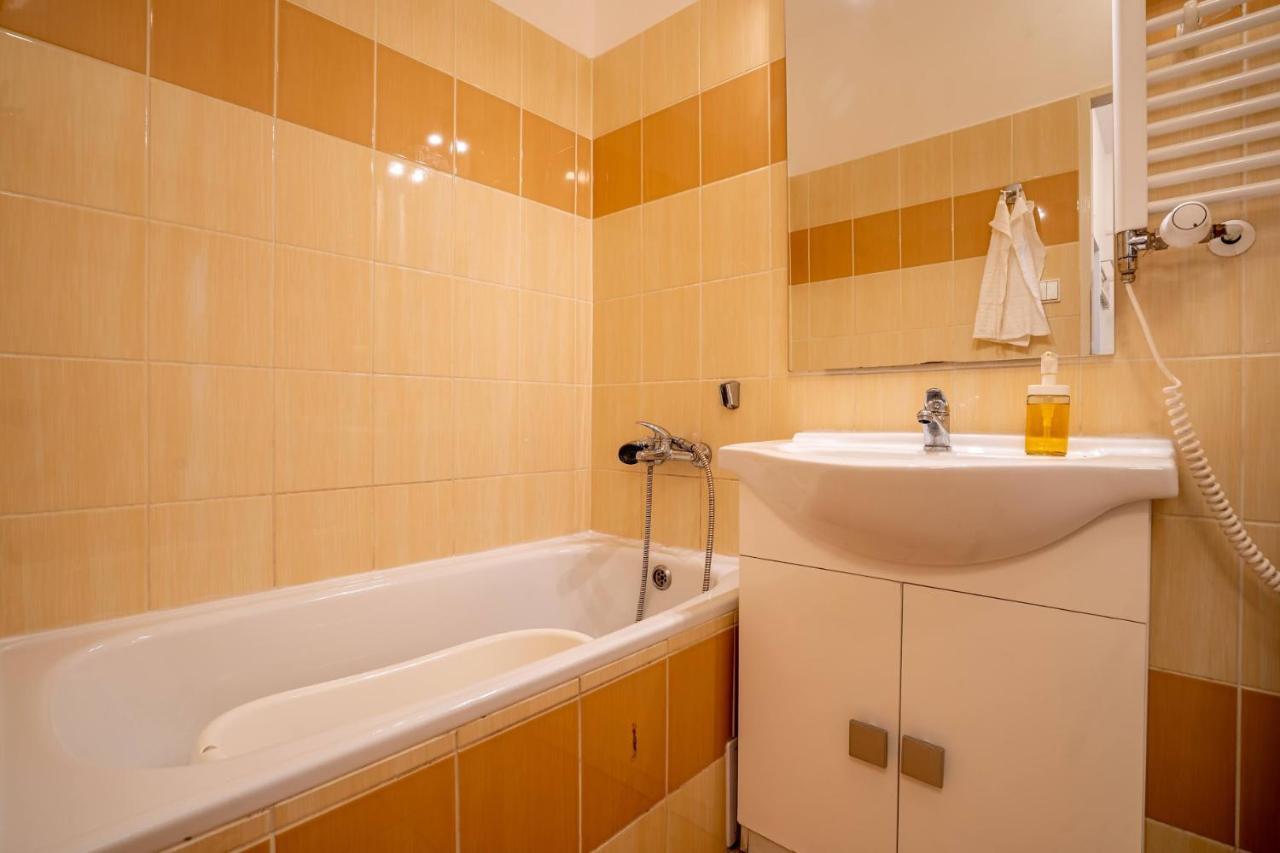 Family Apartment Ostrava Extérieur photo
