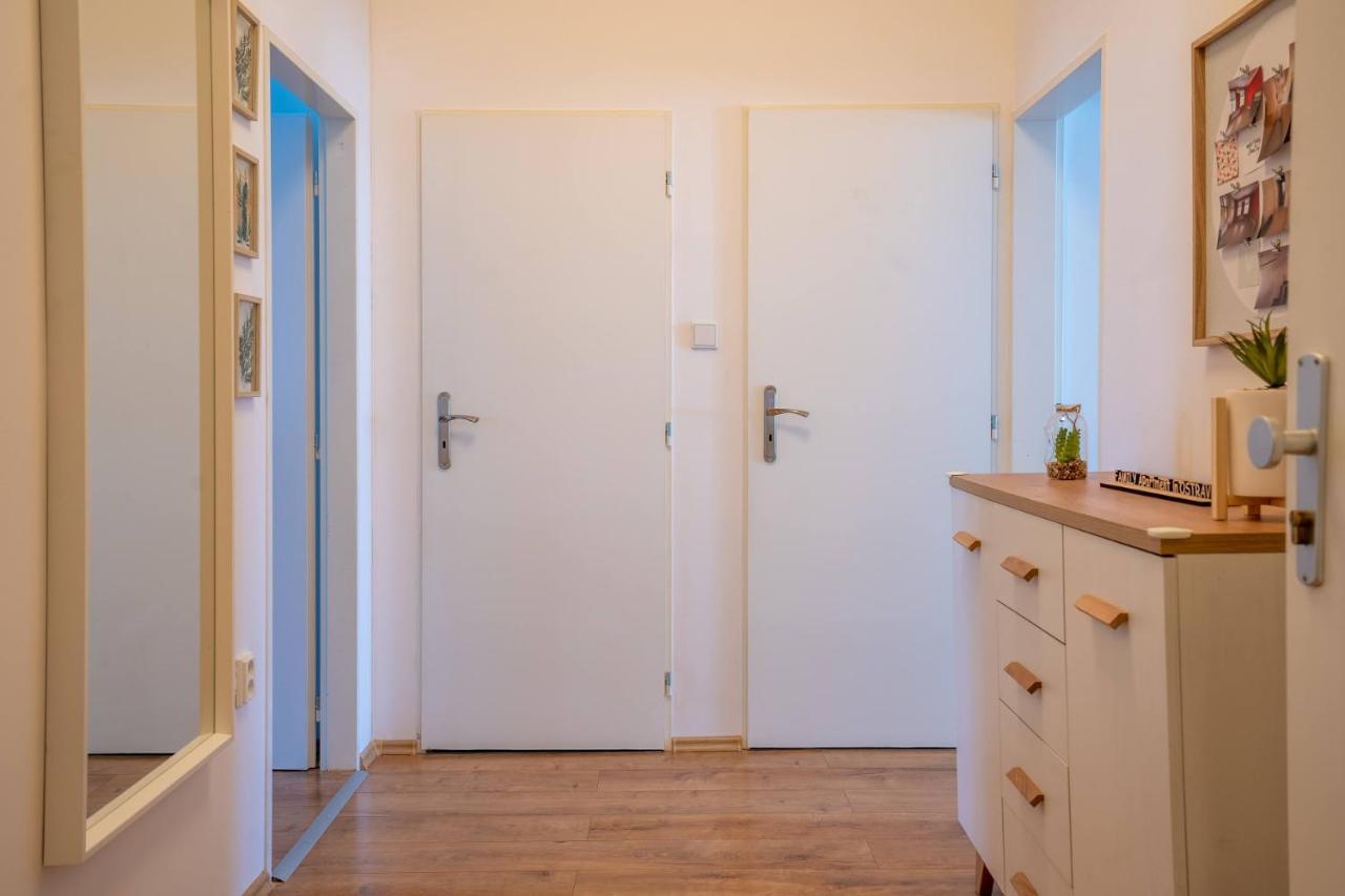 Family Apartment Ostrava Extérieur photo