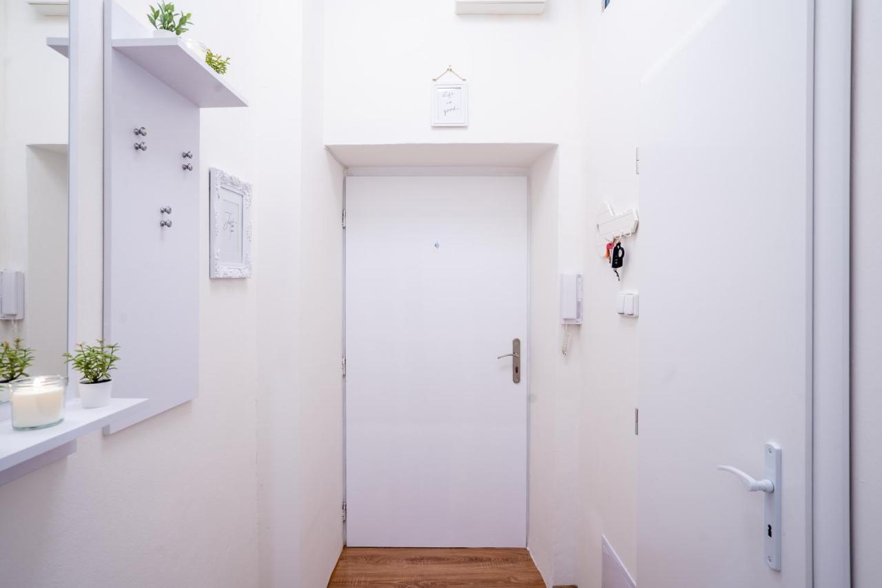 Family Apartment Ostrava Extérieur photo