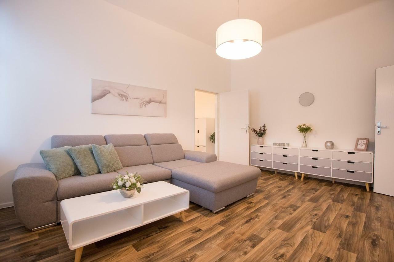 Family Apartment Ostrava Extérieur photo
